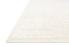 Loloi Rugs Beverly Collection Rug in Ivory - 5.5 x 8.5 feet