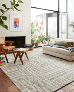 Loloi Rugs Yeshaia Collection Rug in Oatmeal, Silver - 9.3 x 13 feet